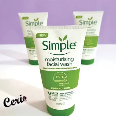 فیس واش سیمپل Moisturising Simple Kind to Skin