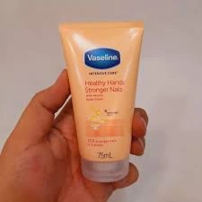 کرم دست و ناخن وازلین Healthy Hands Stronger Nails محصول لهستان